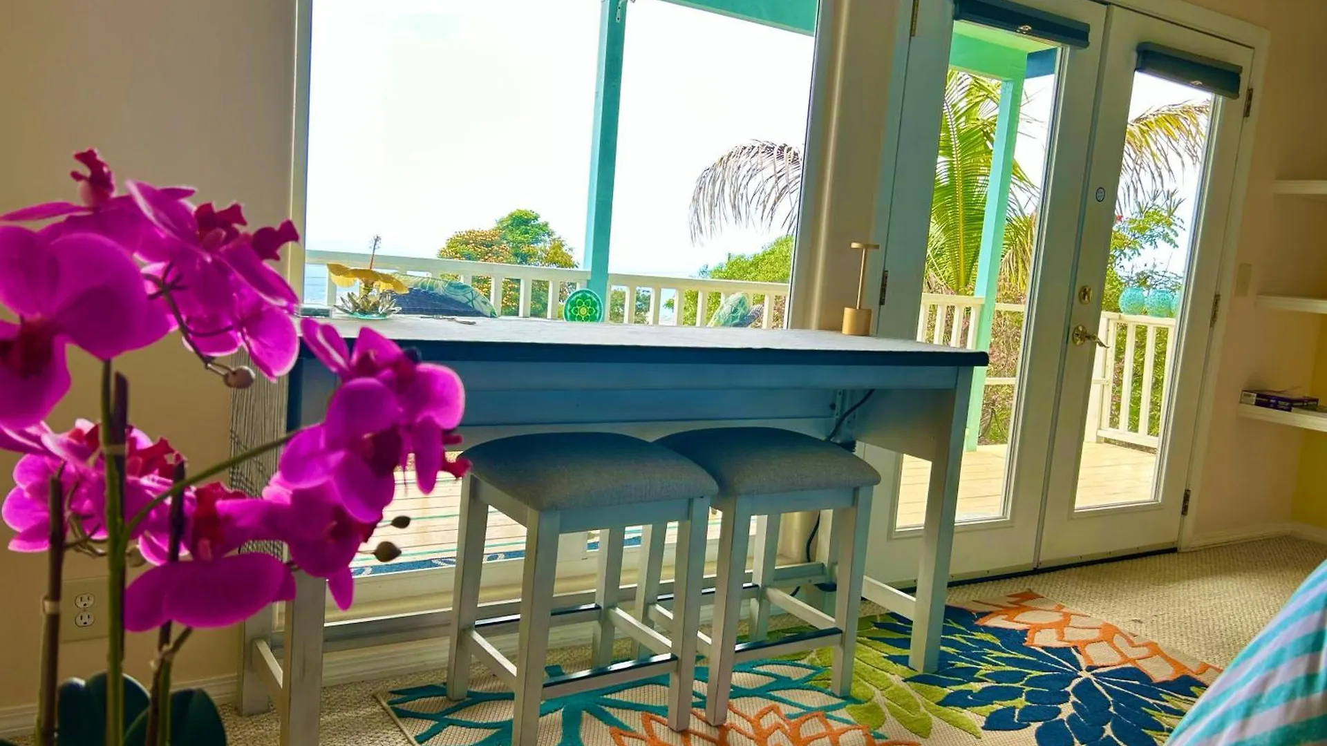 Kailua Kona Overlook Suites